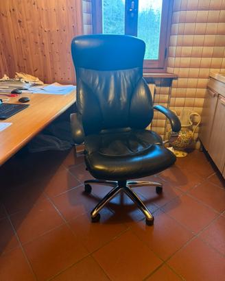 Sedia ufficio pelle nera