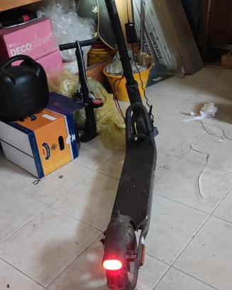 monopattino elettrico xiomi