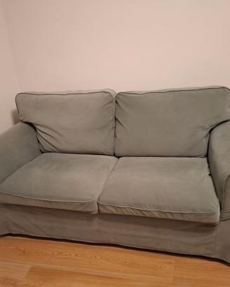 Divano due posti grigio / verde Ikea