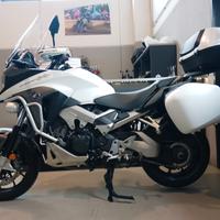 Honda CrossRunner travel edition