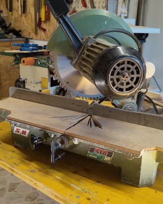 Sega circolare troncatrice legno