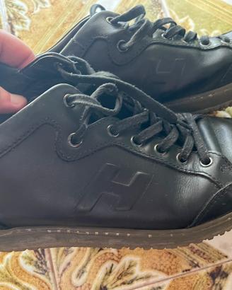 Hogan originali nere eleganti – Taglia 42 (UK 8)