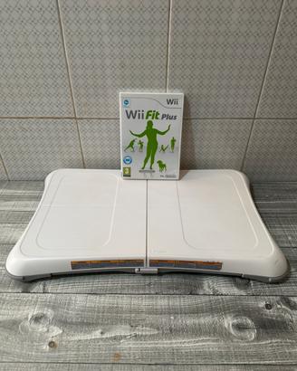 Nintendo Wii Balance Board + Wii Fit Plus
