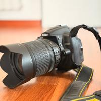 NIKON D5000 - 18-105mm