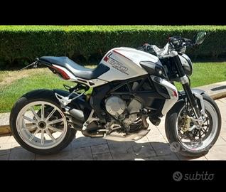 mv agusta dragster 800