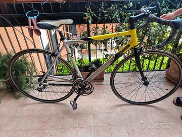 Bici da strada Decathlon Sport R