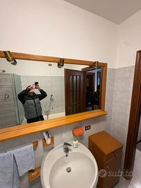 Mobile bagno, specchio, illuminazione, e accessori