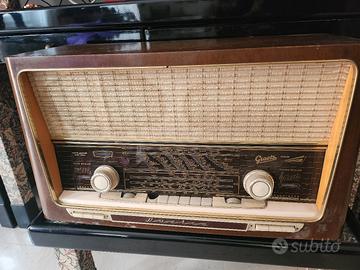 Radio d’epoca Graetz Musica 617 Valvole Anni ’50