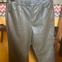 Pantaloni in ecopelle donna