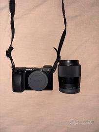 Sony Alpha 6100 + obiettivo Sigma 30mm f1.4