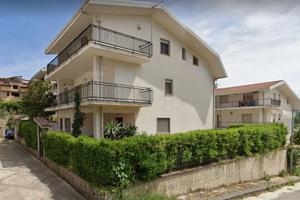 Acri villa appartamento di lusso in via cavour
