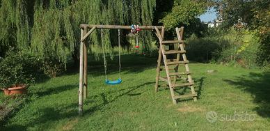 altalena per giardino in legno