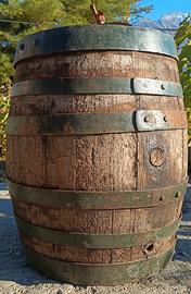 Antica botte in legno