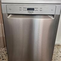 Lavastoviglie Ariston Hotpoint HFC  3C26