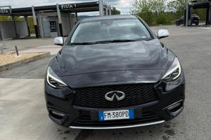 Infiniti Q30 1.5 diesel Premium