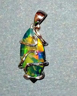 Ciondolo argento sterling 925 con pietra opale