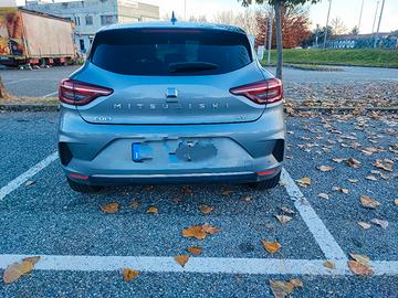  Mitsubishi Colt ibrida 