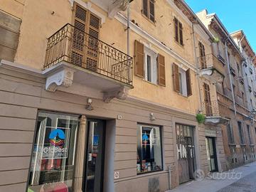 ALESSANDRIA vendiamo bilocale riscaldamento autono