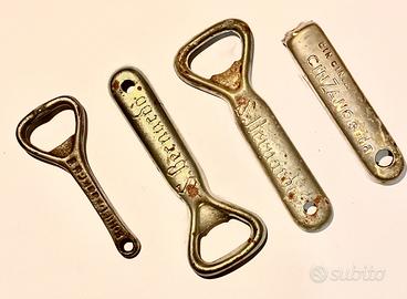 Serie di 4 apri bottiglie anni 50/60