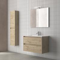 Bagno - mobile lavabo con specchiera e lampada