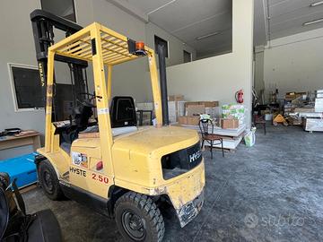 Muletto frontale 25 qli hyster