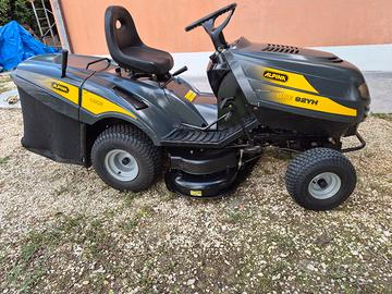 trattorino tagliaerba 