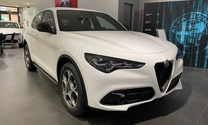 Alfa Romeo Stelvio 2.2 Turbodiesel 160 CV AT8...