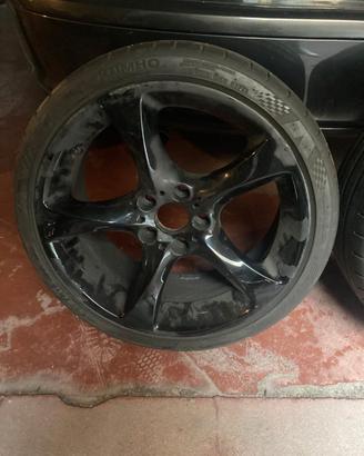 2 cerchi BMW con gomme dell' 2021