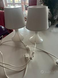 Coppia lampade da tavolo ikea bianche con lampadin