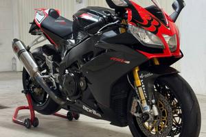 Aprilia Rsv4