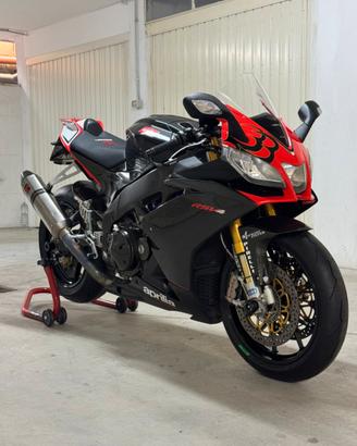 Aprilia Rsv4