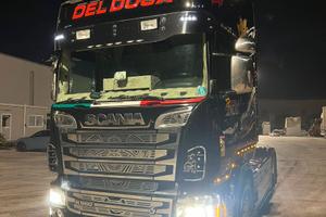 Trattore per semirimorchio