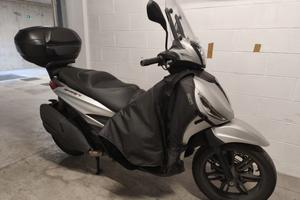 Copertina originale Piaggio per Beverly 300 o 400
