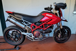 Ducati Hypermotard 1100 s