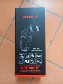 Camera flash NEEWER