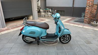 Vespa GTS 300 70° Anniversario