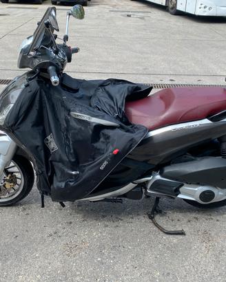 Beverly 300 ie tourer
