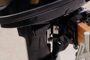 Motore fuoribordo 15 CV 2 TEMPI