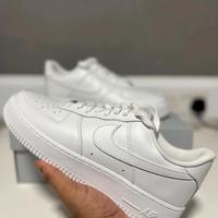 Nike Air Force 1 Bianche Taglia 41 – Nuove