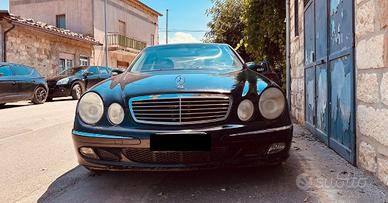 MERCEDES Classe E (W/S211)