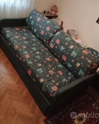 Divano letto matrimoniale 