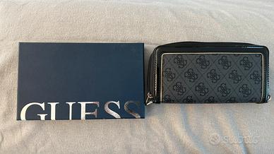 Portafoglio donna guess