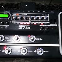 Pedaliera Zoom g7.1ut + Wah ottico Morley + case