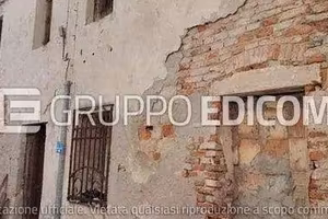 Immobile in asta di 127 m² con 3 locali a Rovigo
