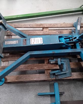 ponte sollevatore vespa