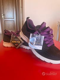 Scarpe Legero Goretex taglia 38 mai usate