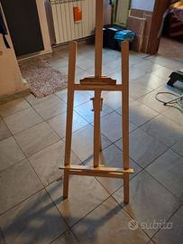 Cavalletto da pittura a treppiede