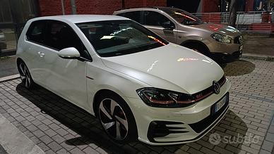 golf gti 7.5 turbo benzina