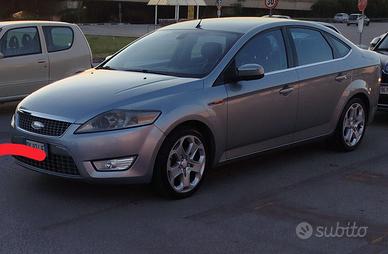 Ford Mondeo mk4 2000 /150 CV  .chiedo 2999€