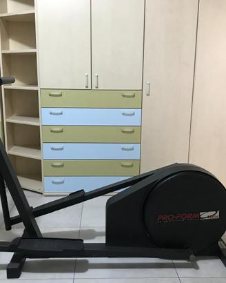 Attrezzo ellittico Pro-form 485e